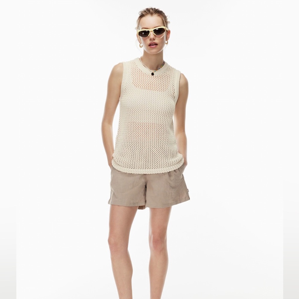 TNA‎ x ARITZIA dundas open knit sweater vest tan size large